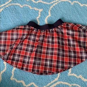 Marie Chantal plaid skirt size 3 runs small